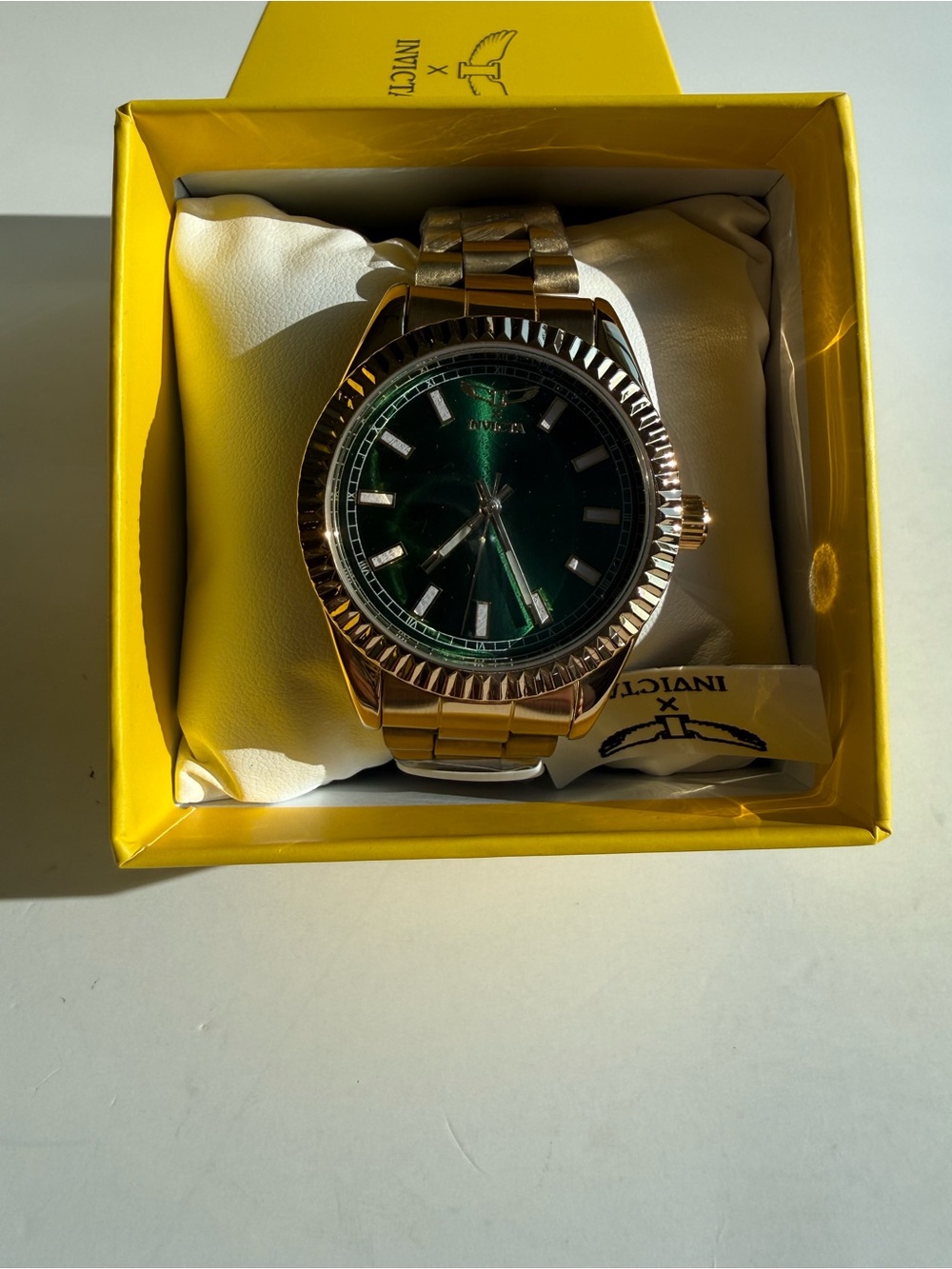 Invicta Men’s 40mm Gold Tone Watch Green Dial New in Box